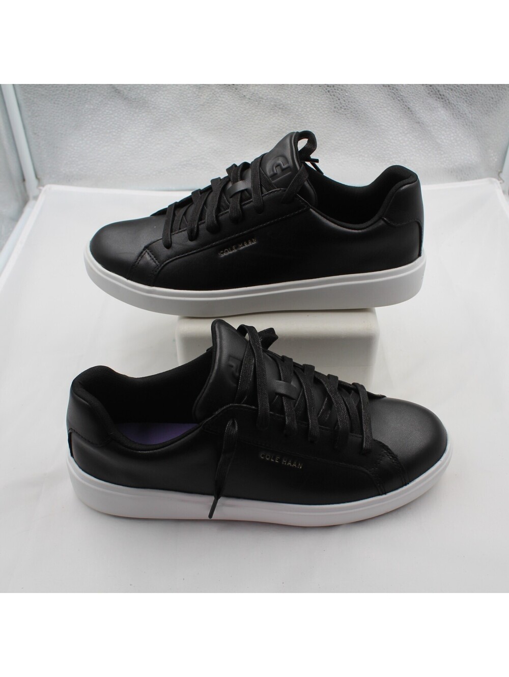 Cole Haan GC Daily Sneaker Women's Size 10 Casual Athleisure Low Top Black/White